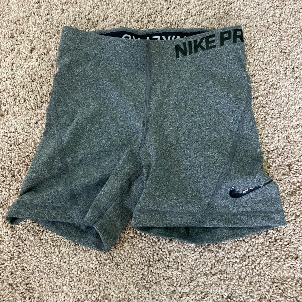 Women’s size X small gray Nike pro spandex